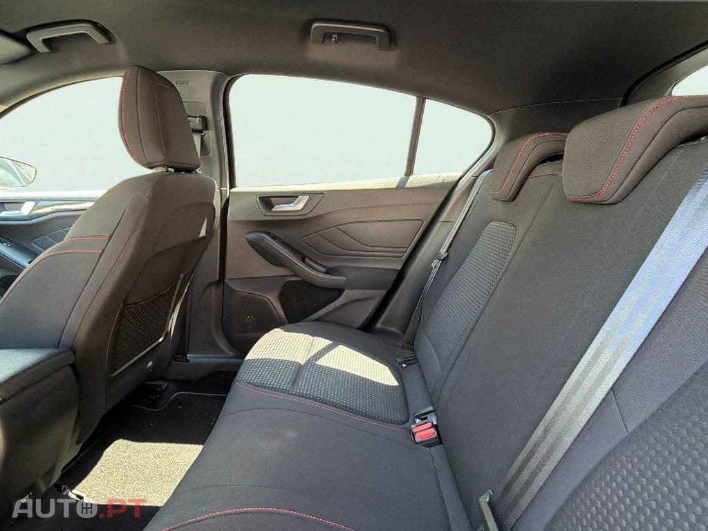 Ford Focus 1.5 TDCi ECOBlue ST-Line