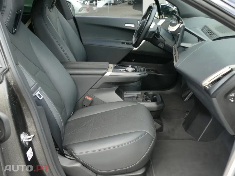 BMW iX xDrive 40 Pack Desportivo