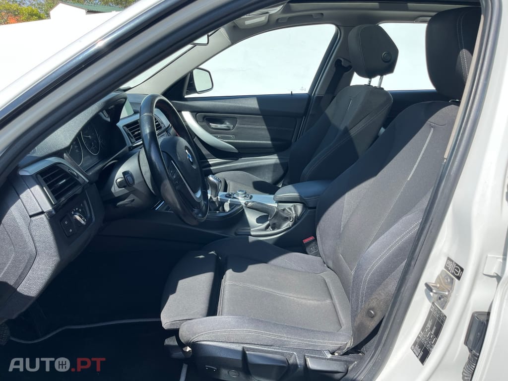 BMW 318 d Touring Sport Line