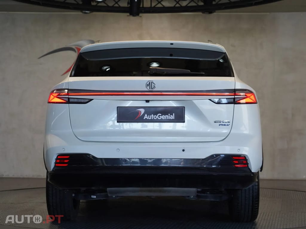 MG HS 1.5 T-GDI Plug In Hybrid Luxury