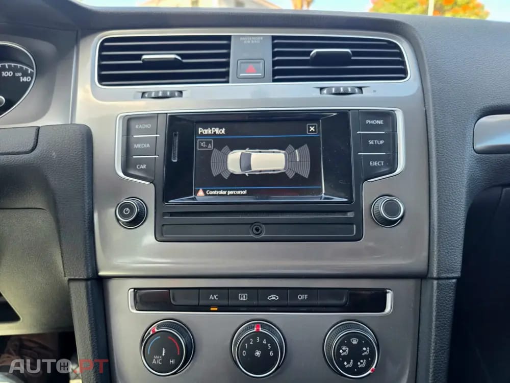 Volkswagen Golf 1.6 TDi Confortline