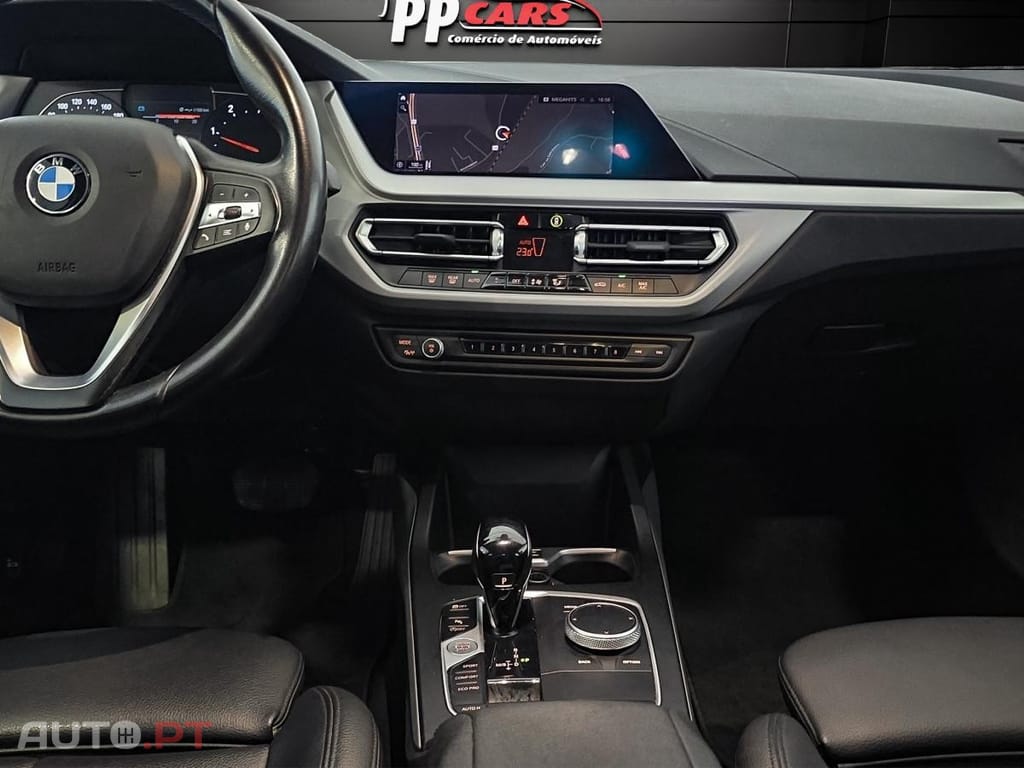 BMW 216 d Line Sport