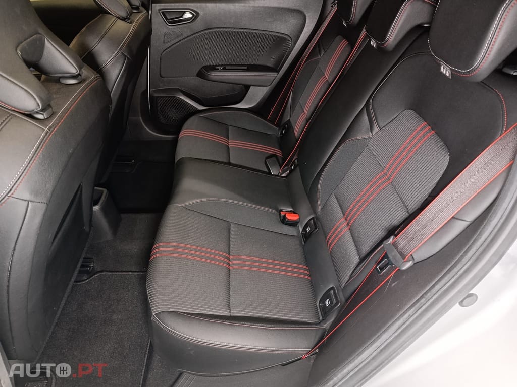Renault Clio 1.0 Tce RS LINE X-TRONIC