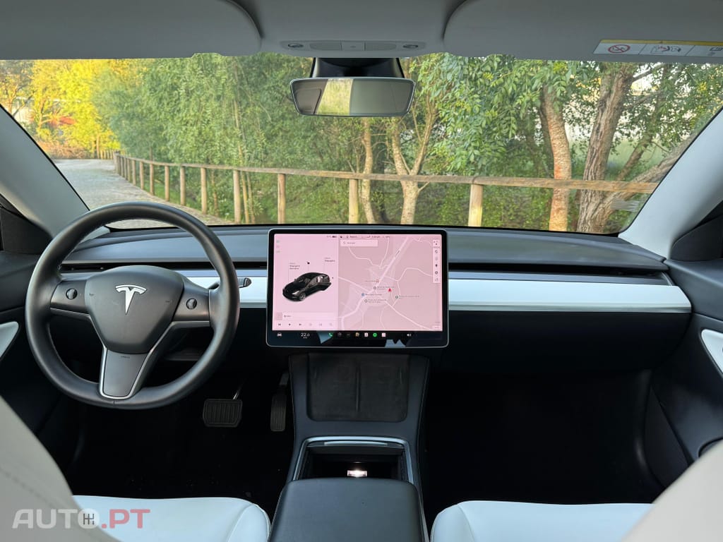 Tesla Model 3 Long-Range Dual Motor AWD