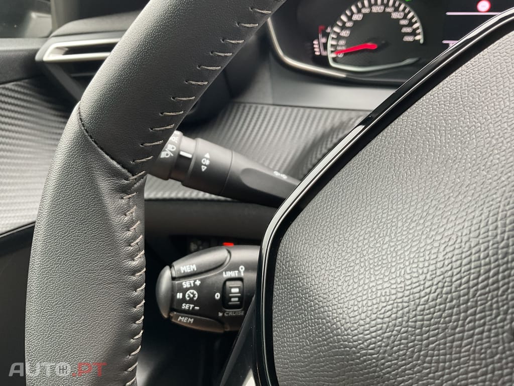 Peugeot 208 1.2 PureTech Active Pack