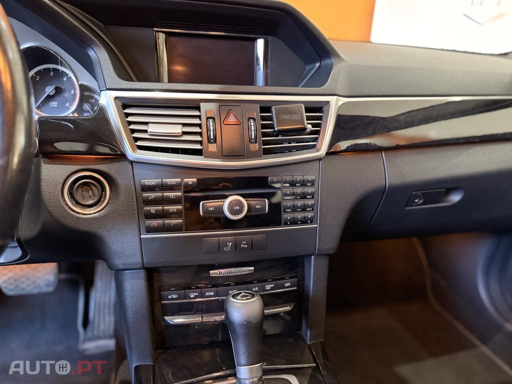 Mercedes-Benz E 250 CDi Avantgarde BlueEfficiency Auto.