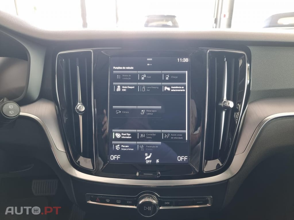 Volvo V60 2.0 T6 AWD TE Inscription Expression — fotografia 36