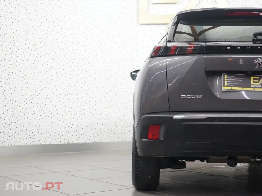 Peugeot 2008 1.2 PureTech Allure