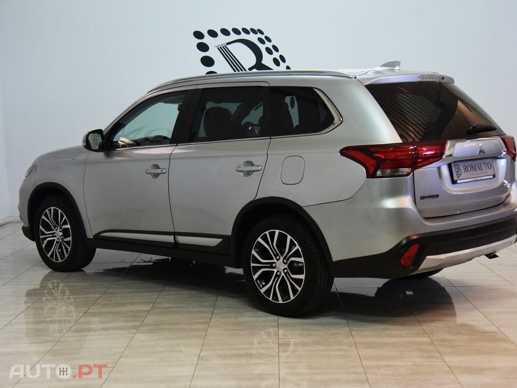 Mitsubishi Outlander 2.2 DI-D Intense