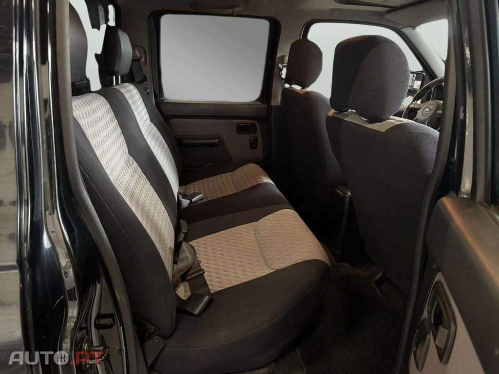 Nissan Navara 2.5 Di