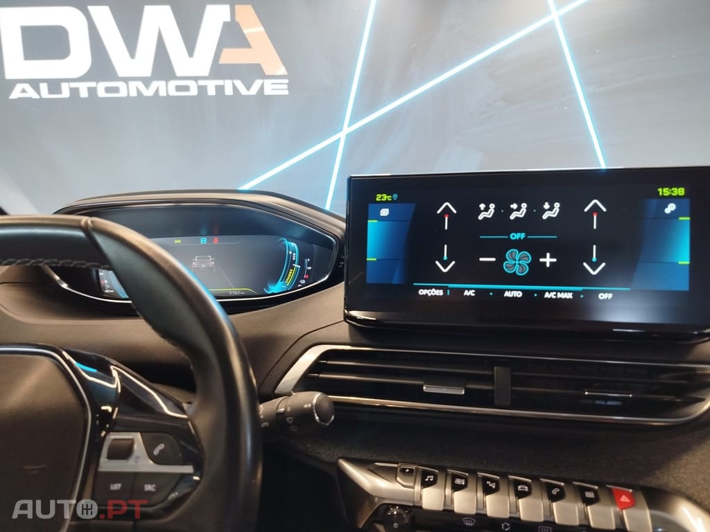 Peugeot 3008 1.6 Hybrid Allure Pack e-EAT8