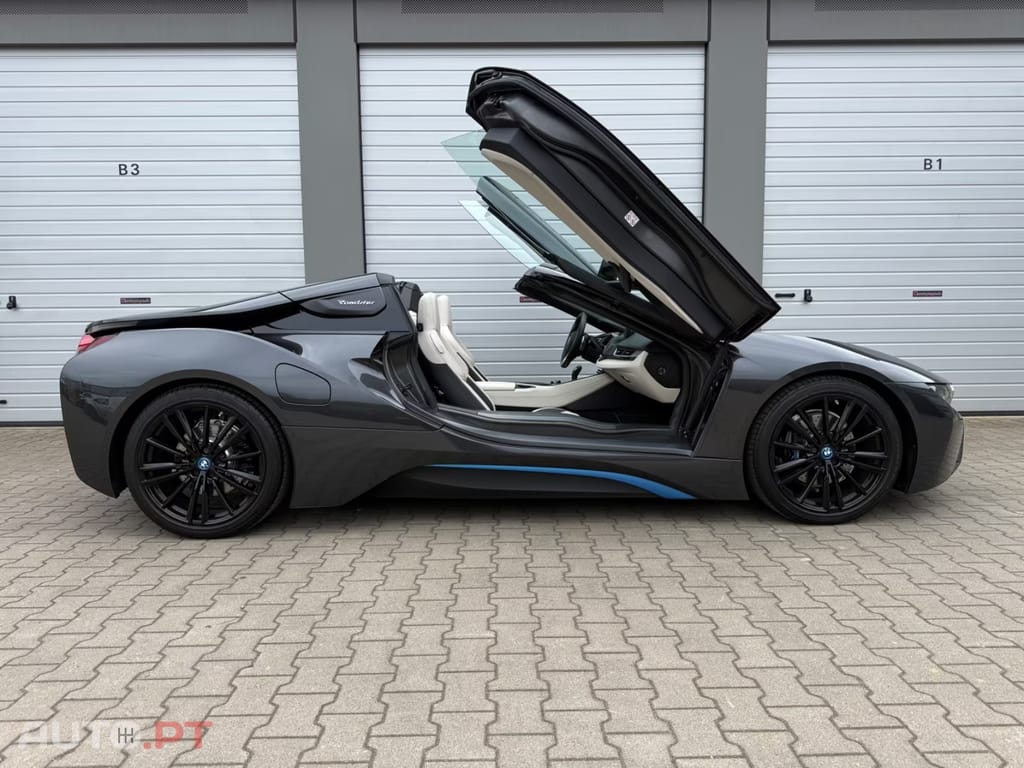 BMW i8 Roadster First Edition