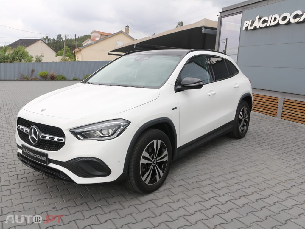 Mercedes-Benz GLA 250 e Progressive