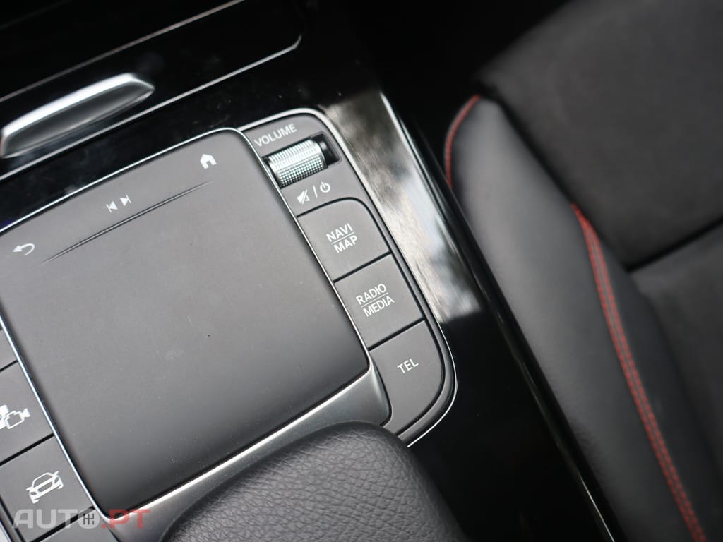 Mercedes-Benz CLA 250 e AMG Line