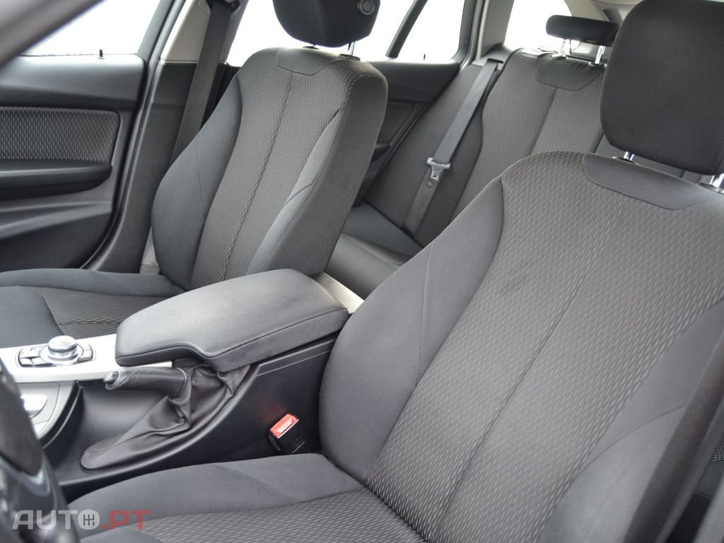 BMW 320 d Touring Auto Line Luxury