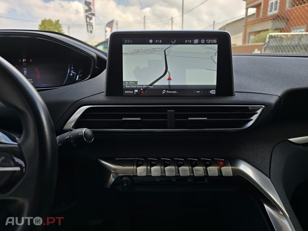 Peugeot 3008 1.2 PureTech Allure EAT8