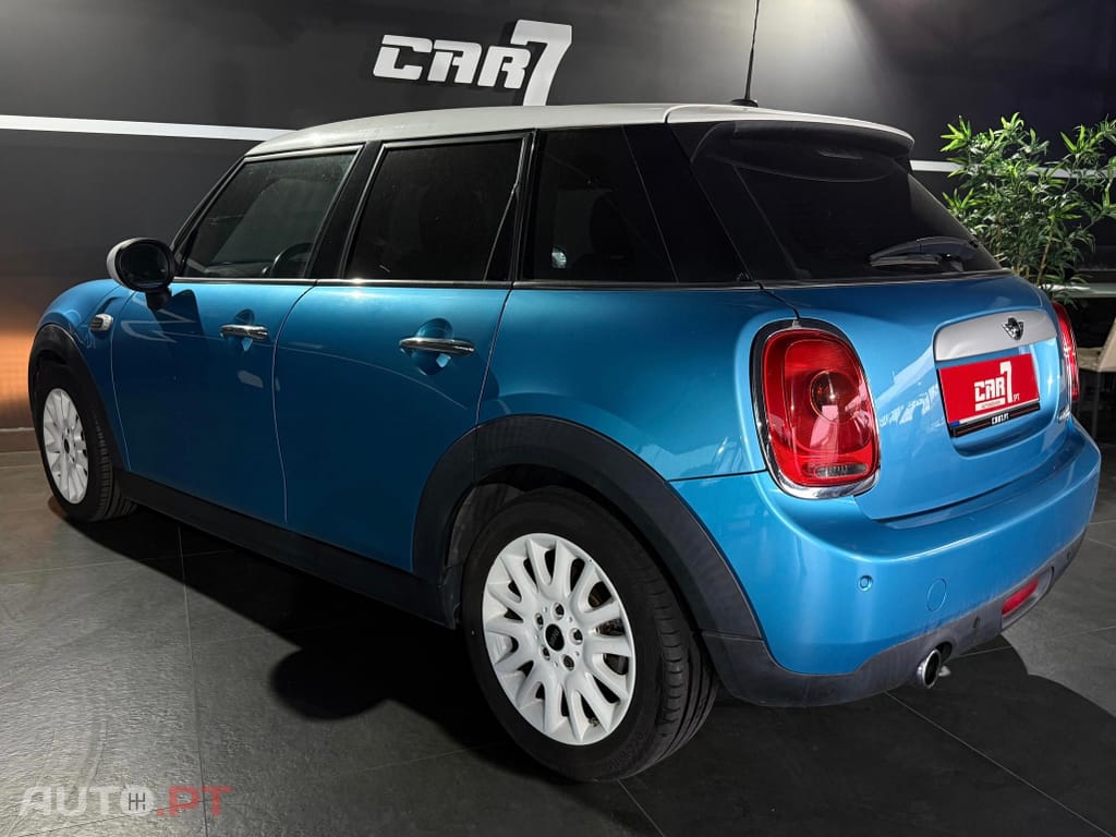 MINI Cooper Cooper D