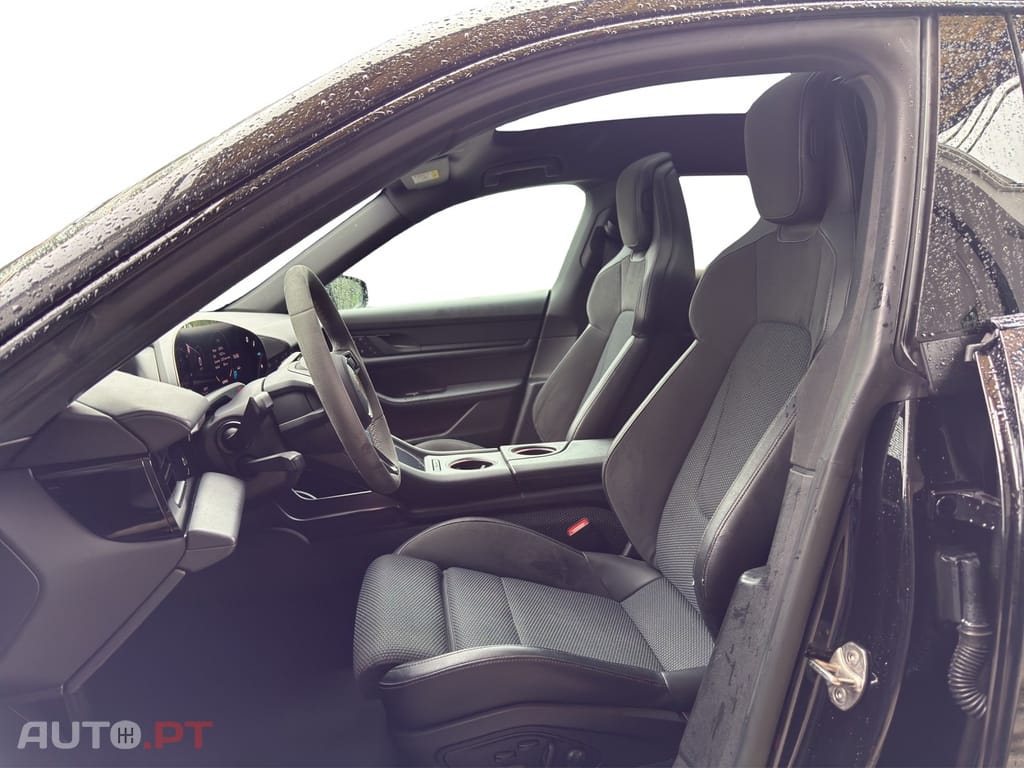 Porsche Taycan 4S