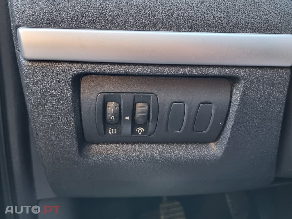 Renault Clio 1.2 16V Confort