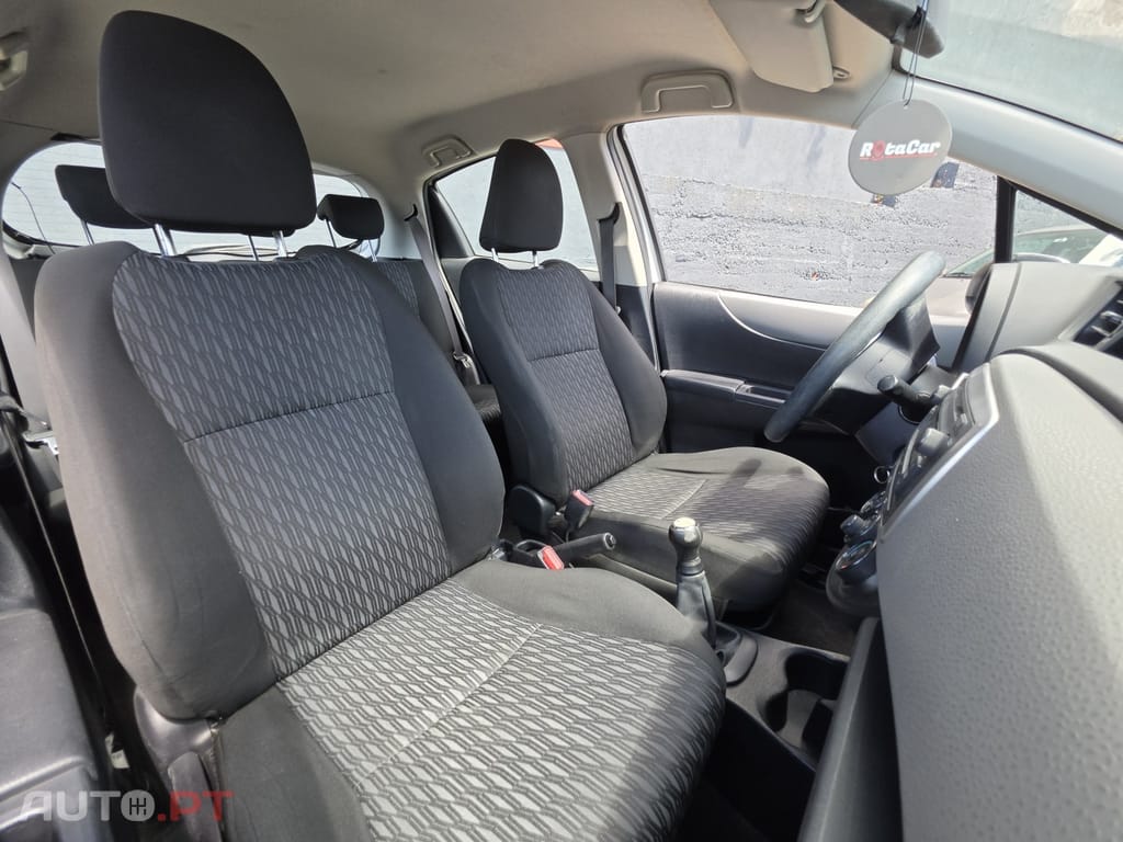 Toyota Yaris 1.0 VVT-i ACtive+AC