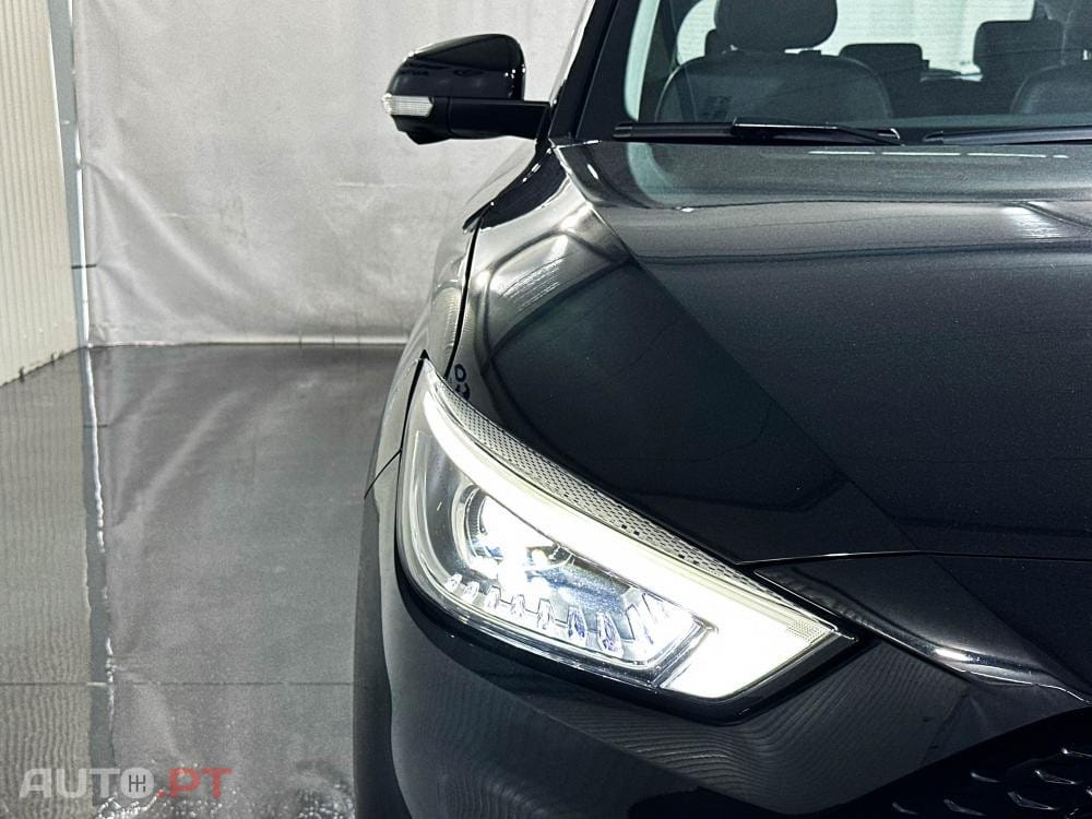 MG ZS EV 72.6 kWh Luxury