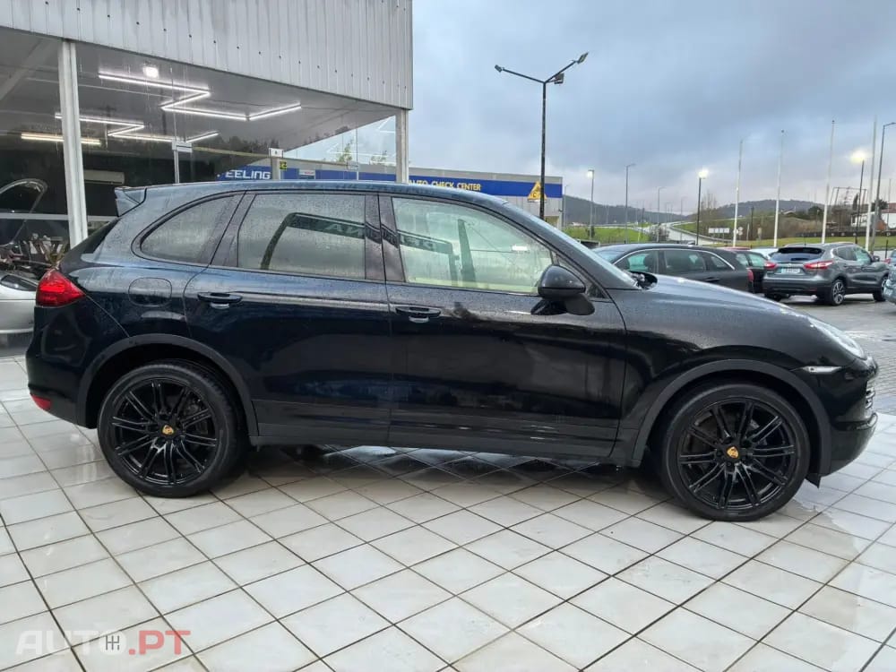 Porsche Cayenne II Platinium Edition