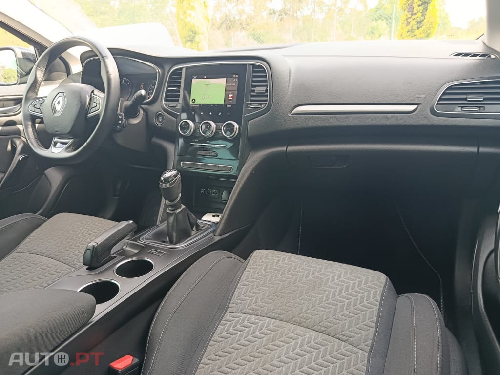 Renault Mégane 1.5 Blue dCi Limited C/PM+Pneu