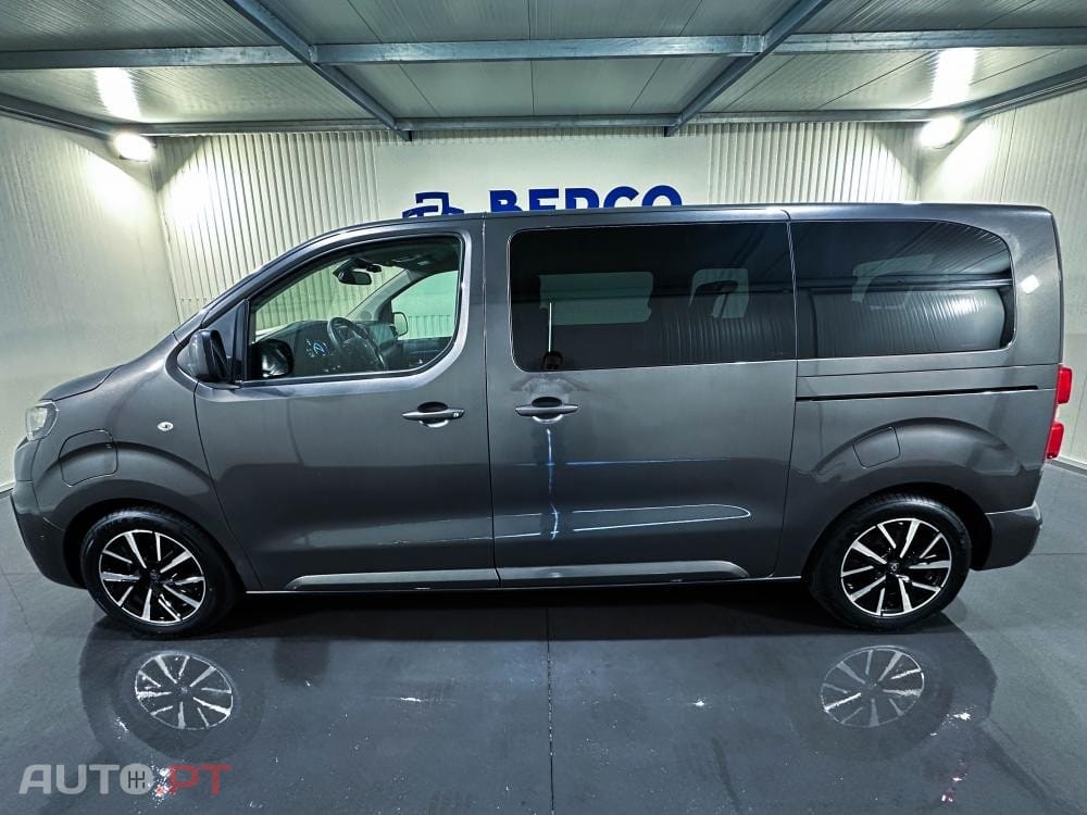 Peugeot E-Traveller 50kHw Expert