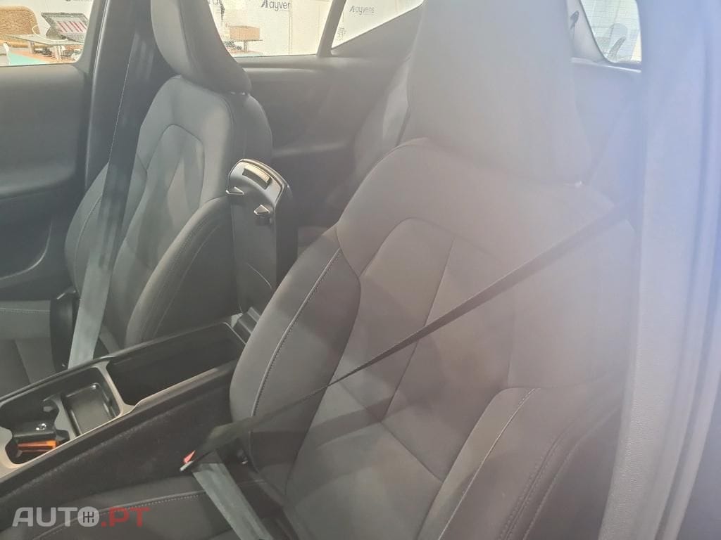 Volvo XC40 1.5 T2 Momentum