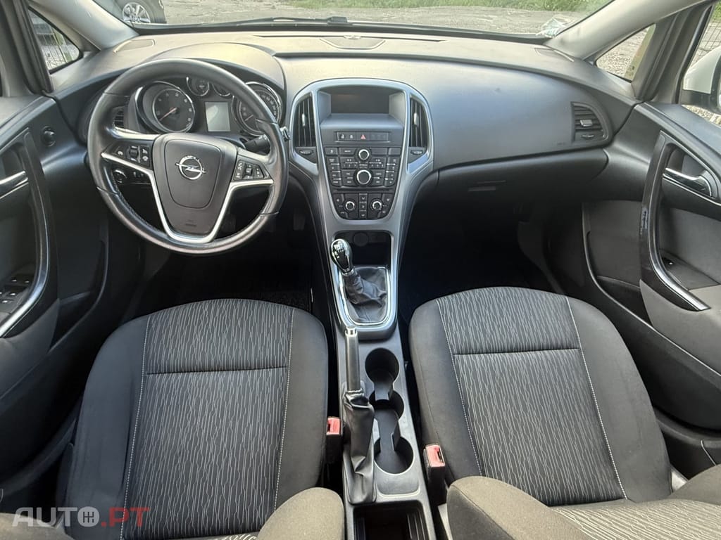 Opel Astra Caravan E