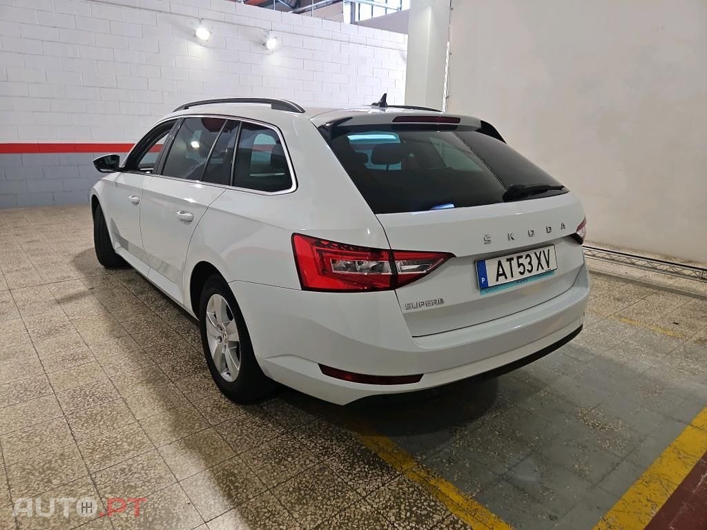 Skoda Superb Break 2.0 TDI Ambition DSG