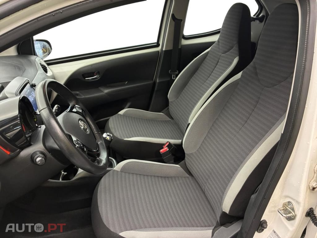 Toyota Aygo 1.0 X-Play