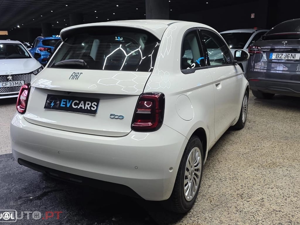 Fiat 500e 42 kWh Icon