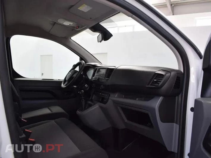 Opel Vivaro 1.5 CDTi L2H1 Essentia
