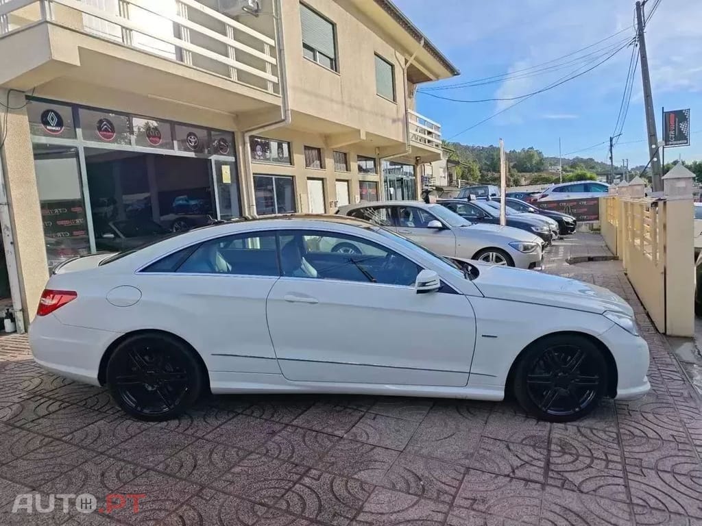 Mercedes-Benz E 350 CDi Avantgarde BlueEfficiency Auto