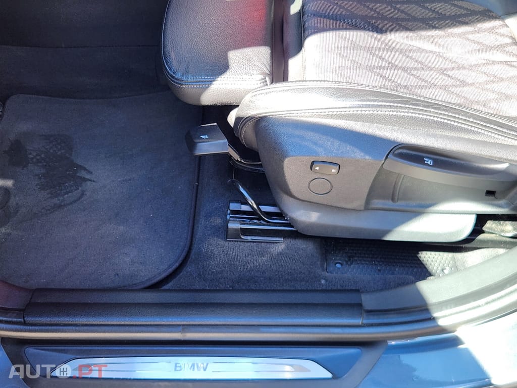 BMW X1 16 d sDrive Auto Line Sport