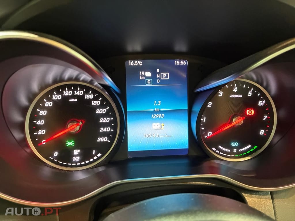 Mercedes-Benz GLC 300 e 4Matic 9G-Tronic Business Line