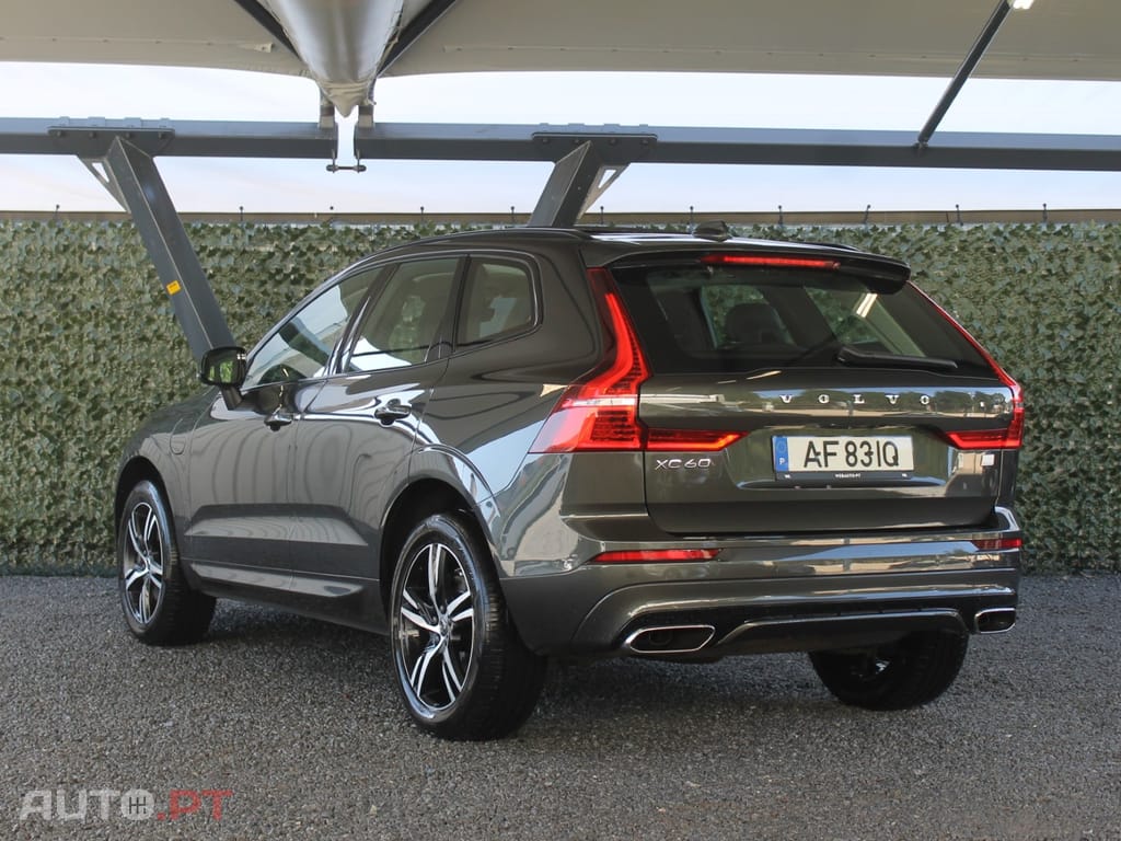 Volvo XC60 2.0 T6 PHEV R-Design AWD