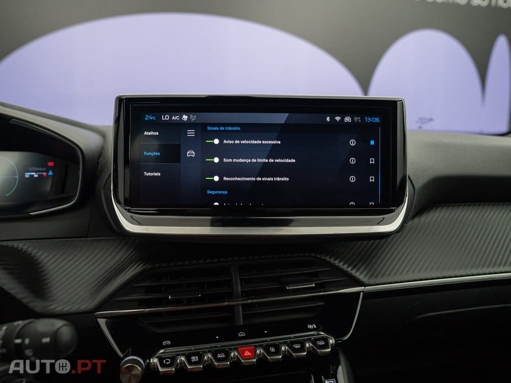 Peugeot 2008 1.2 Hybrid Allure e-DCS6