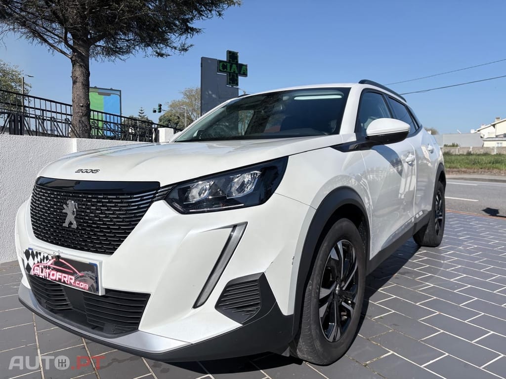 Peugeot 2008 1.2 PureTech Allure