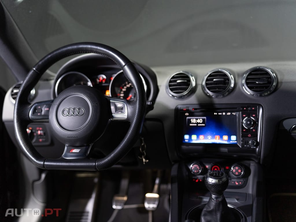 Audi TT 2.0 TFSI S-line