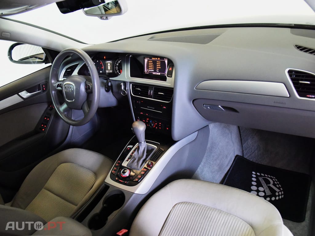 Audi A4 Avant 2.0 TDi Business Line Advance Multitronic