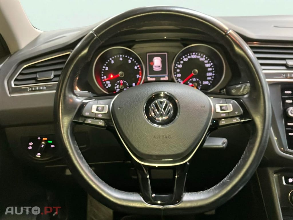 Volkswagen Tiguan 1.5 TSI Confortline