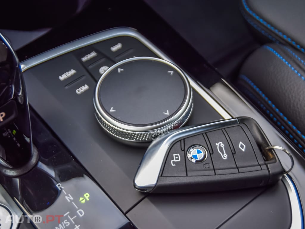 BMW 216 d Pack Desportivo M