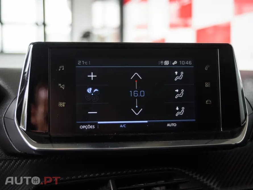 Peugeot 2008 PureTech 130 EAT8 Allure