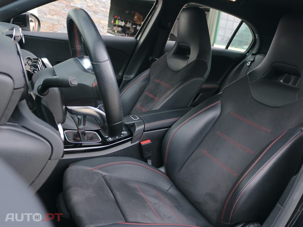 Mercedes-Benz A 160 d AMG Line