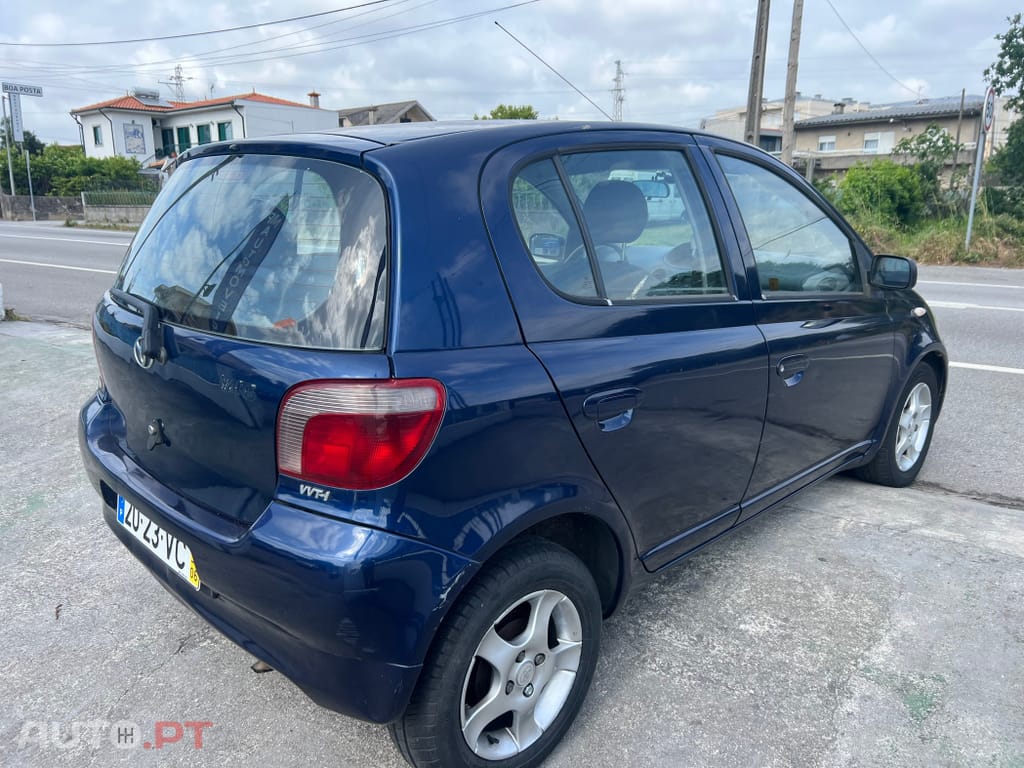 Toyota Yaris 1.0 Luna ABS