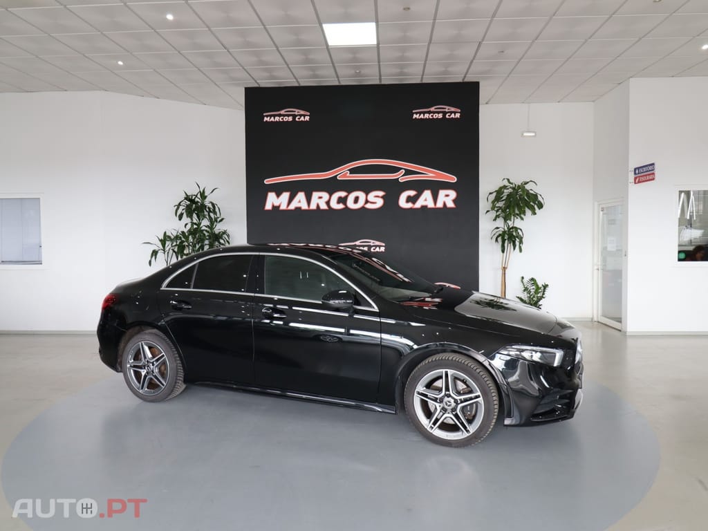 Mercedes-Benz A 250 e 8G-DCT AMG Line — fotografia 5