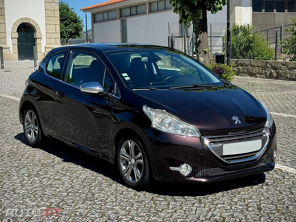 Peugeot 208 1.6 e-HDi Allure