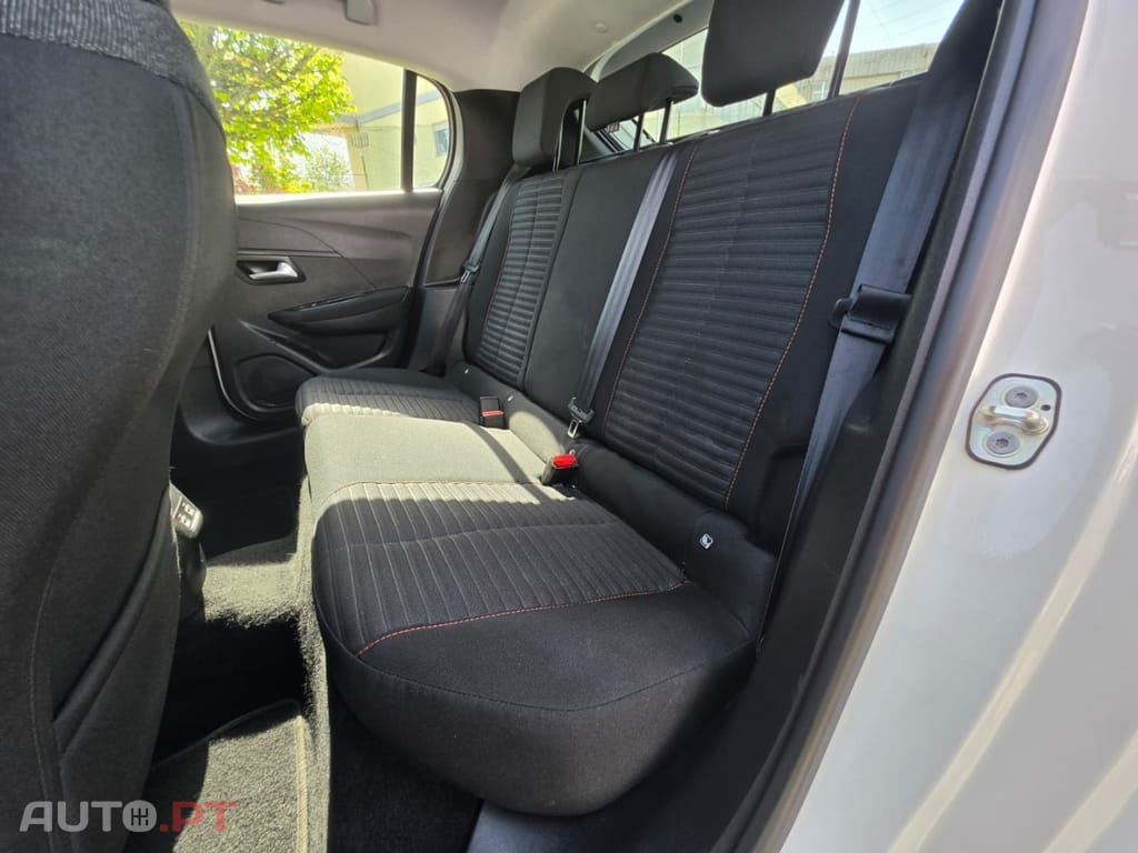 Peugeot E-208 50 kWh Active Pack